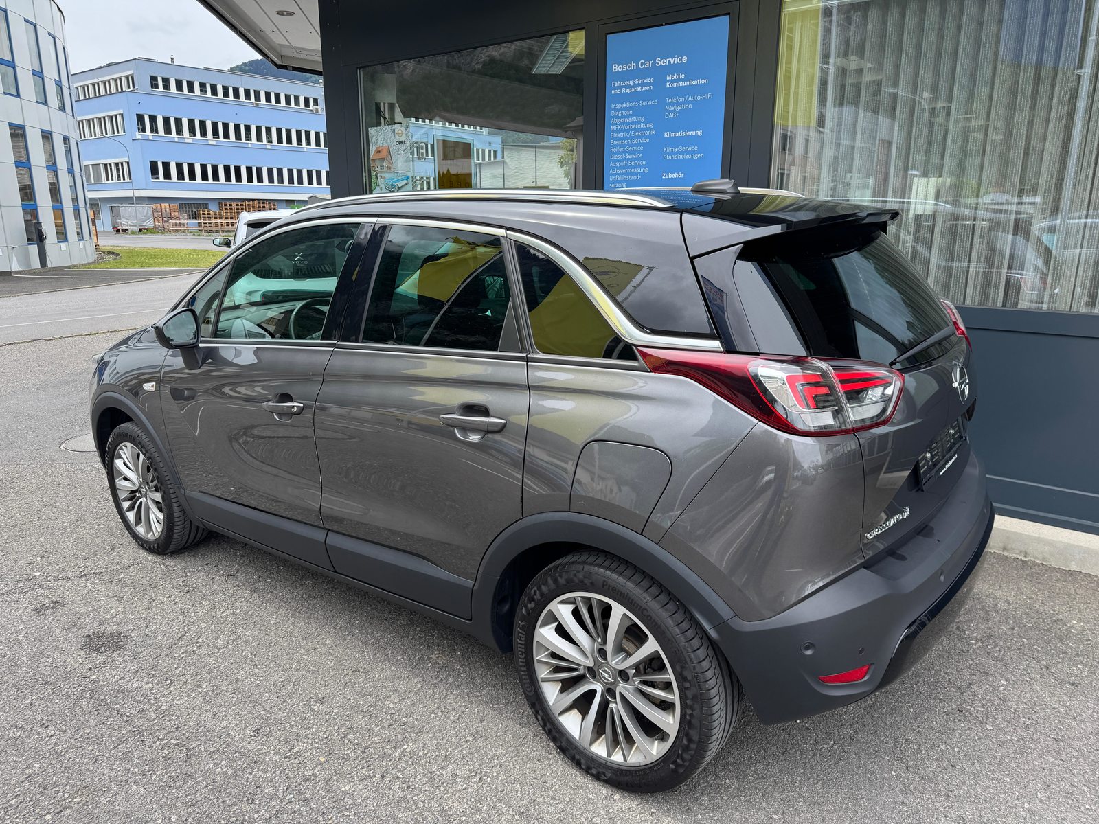 OPEL Crossland X Ultimate 1.2Turbo, Benzin, Occasion / Gebraucht, Automatik - 3