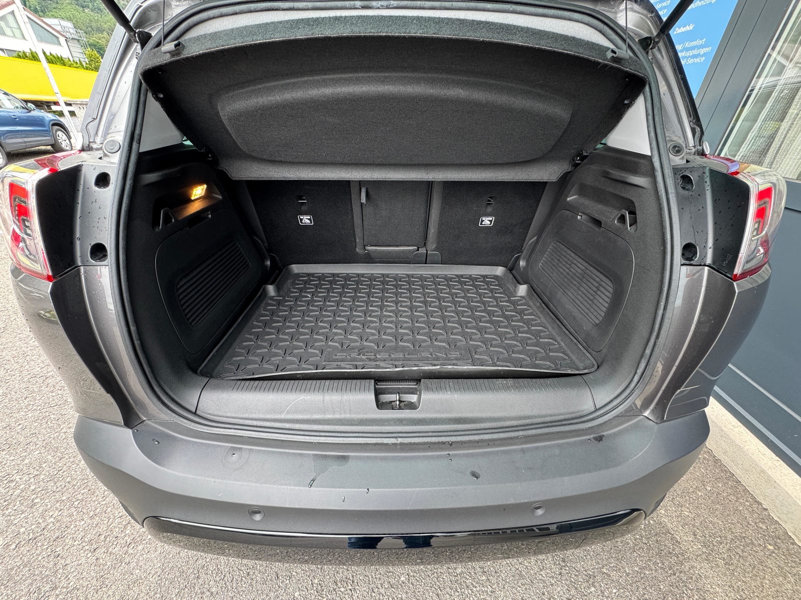 OPEL Crossland X Ultimate 1.2Turbo, Benzin, Occasion / Gebraucht, Automatik - 6