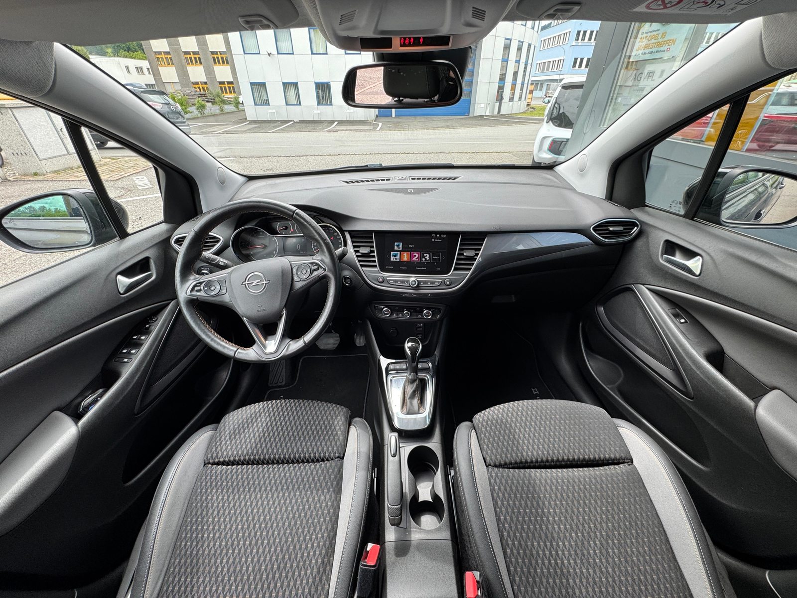 OPEL Crossland X Ultimate 1.2Turbo, Benzin, Occasion / Gebraucht, Automatik - 7