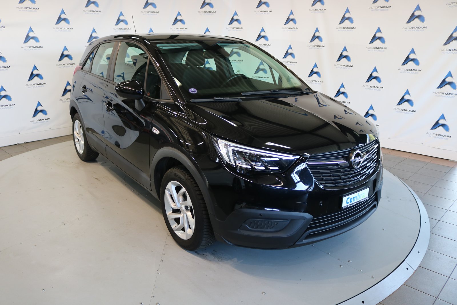 OPEL Crossland X 1.2i 120 Years Edition, Petrol, Second hand / Used, Manual