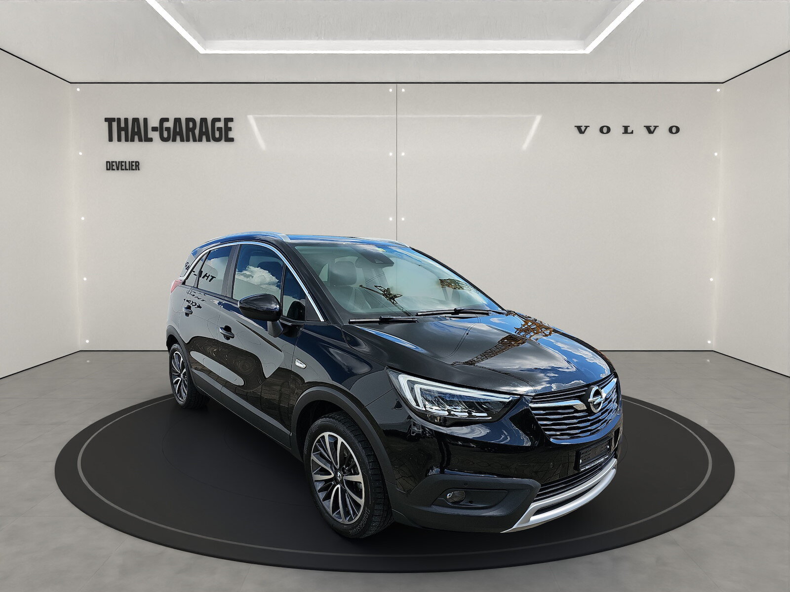 OPEL Crossland X 1.2 T 130 Ultimate S/S, Petrol, Second hand / Used, Automatic - 3