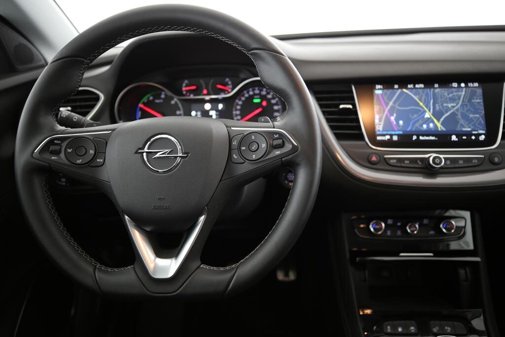 OPEL Grandland X 1.6 T PHEV Excellence, Plug-in-Hybrid Benzin/Elektro, Occasion / Gebraucht, Automatik - 6