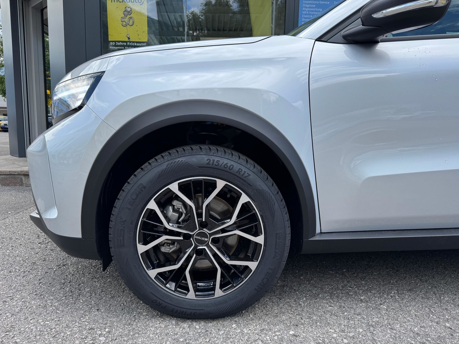 OPEL Frontera Edition 1.2Turbo HEV, Mild-Hybrid Benzin/Elektro, Neuwagen, Automatik - 2