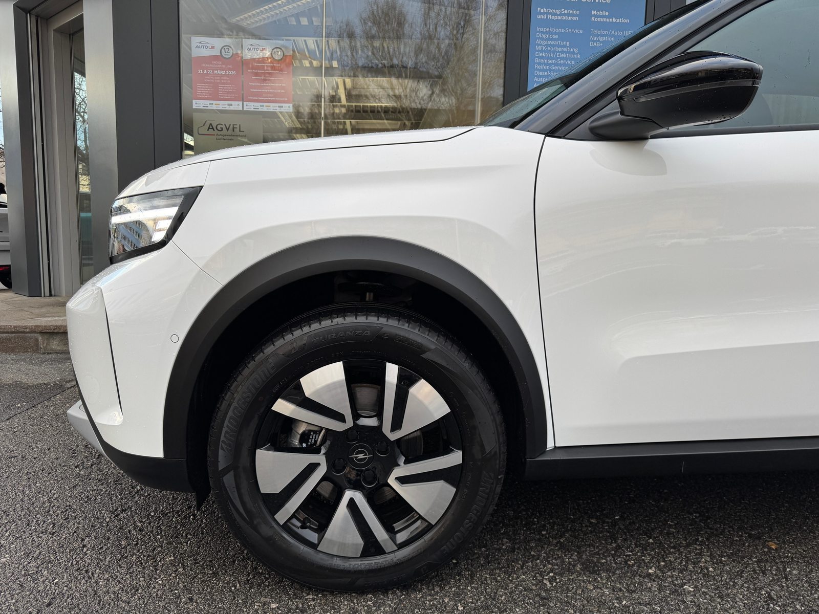 OPEL Frontera 1.2 T HEV 145 GS, Mild-Hybrid Benzin/Elektro, Neuwagen, Automatik - 2