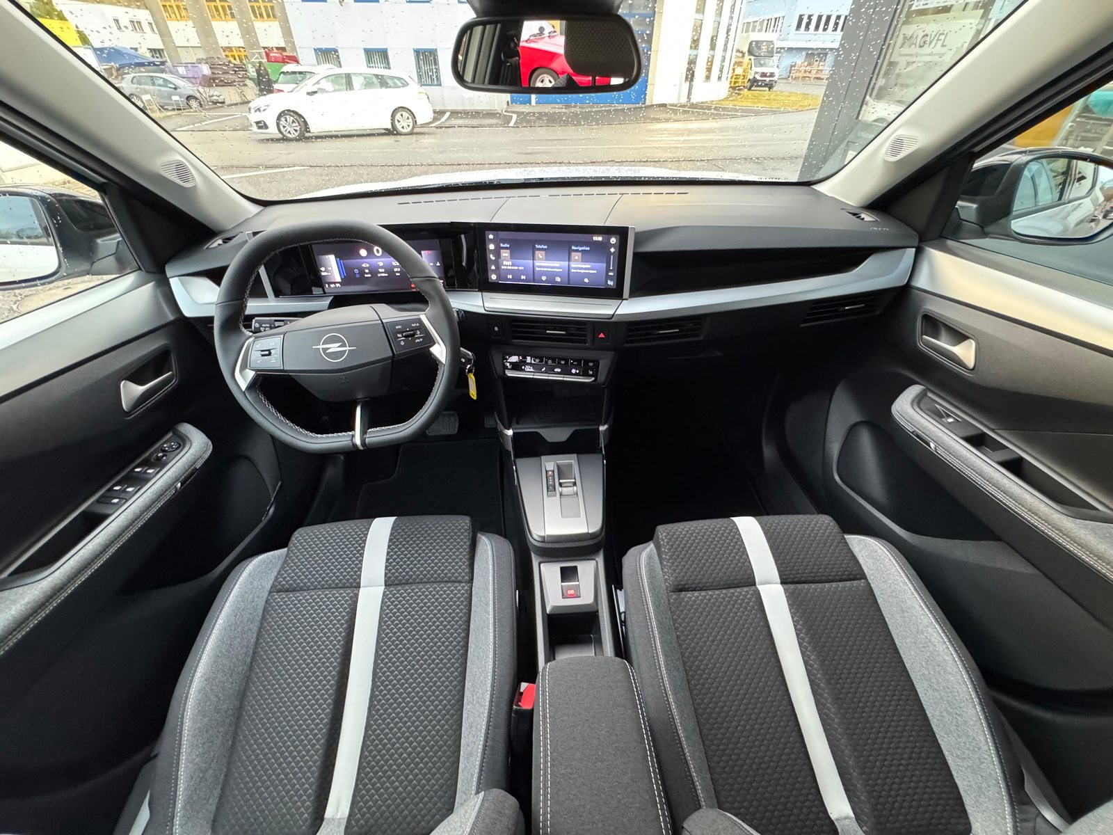 OPEL Frontera 1.2 T HEV 145 GS, Mild-Hybrid Benzin/Elektro, Neuwagen, Automatik - 7