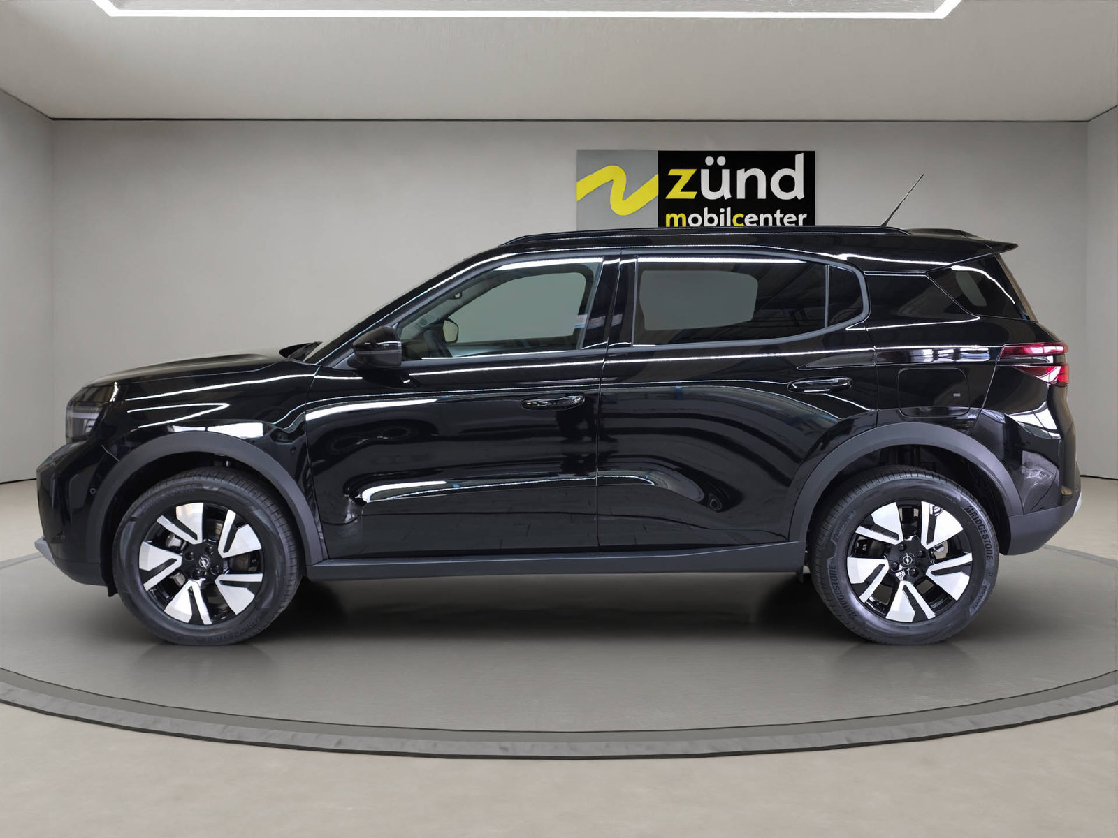 OPEL Frontera 1.2 T HEV 145 GS, Mild-Hybrid Benzin/Elektro, Neuwagen, Automatik - 2