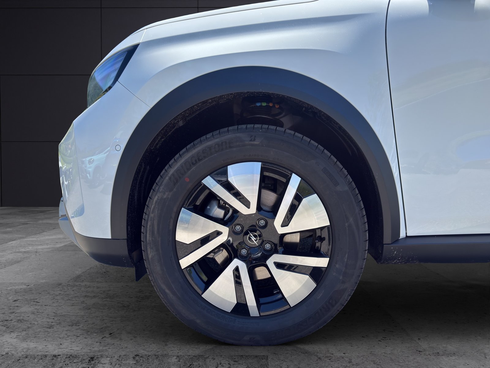 OPEL Frontera 1.2 MHEV GS, Mild-Hybrid Petrol/Electric, New car, Automatic - 5