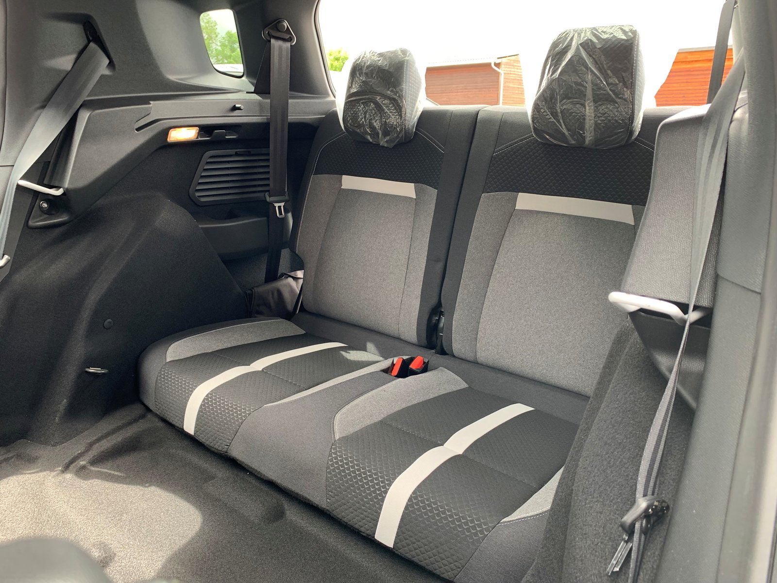 OPEL Frontera 1.2i MHEV GS, Mild-Hybrid Benzin/Elektro, Neuwagen, Automatik - 6