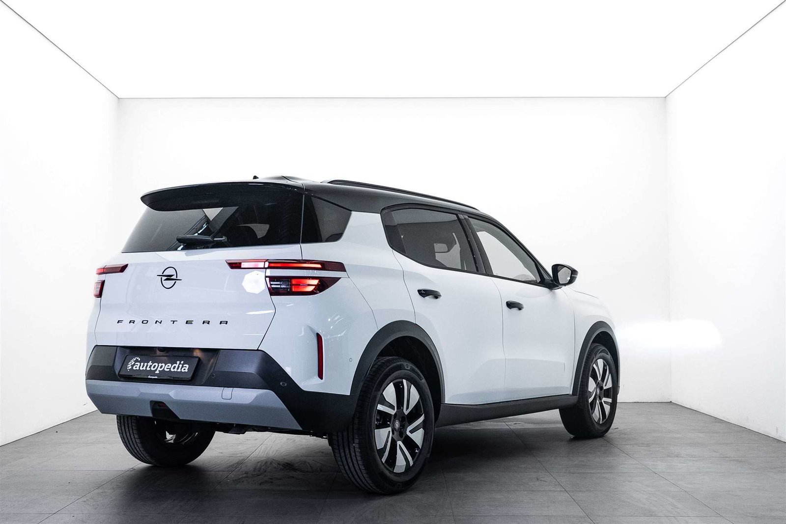 OPEL Frontera 1.2i MHEV Ultimate Automat NEW, Mild-Hybrid Petrol/Electric, New car, Automatic - 3