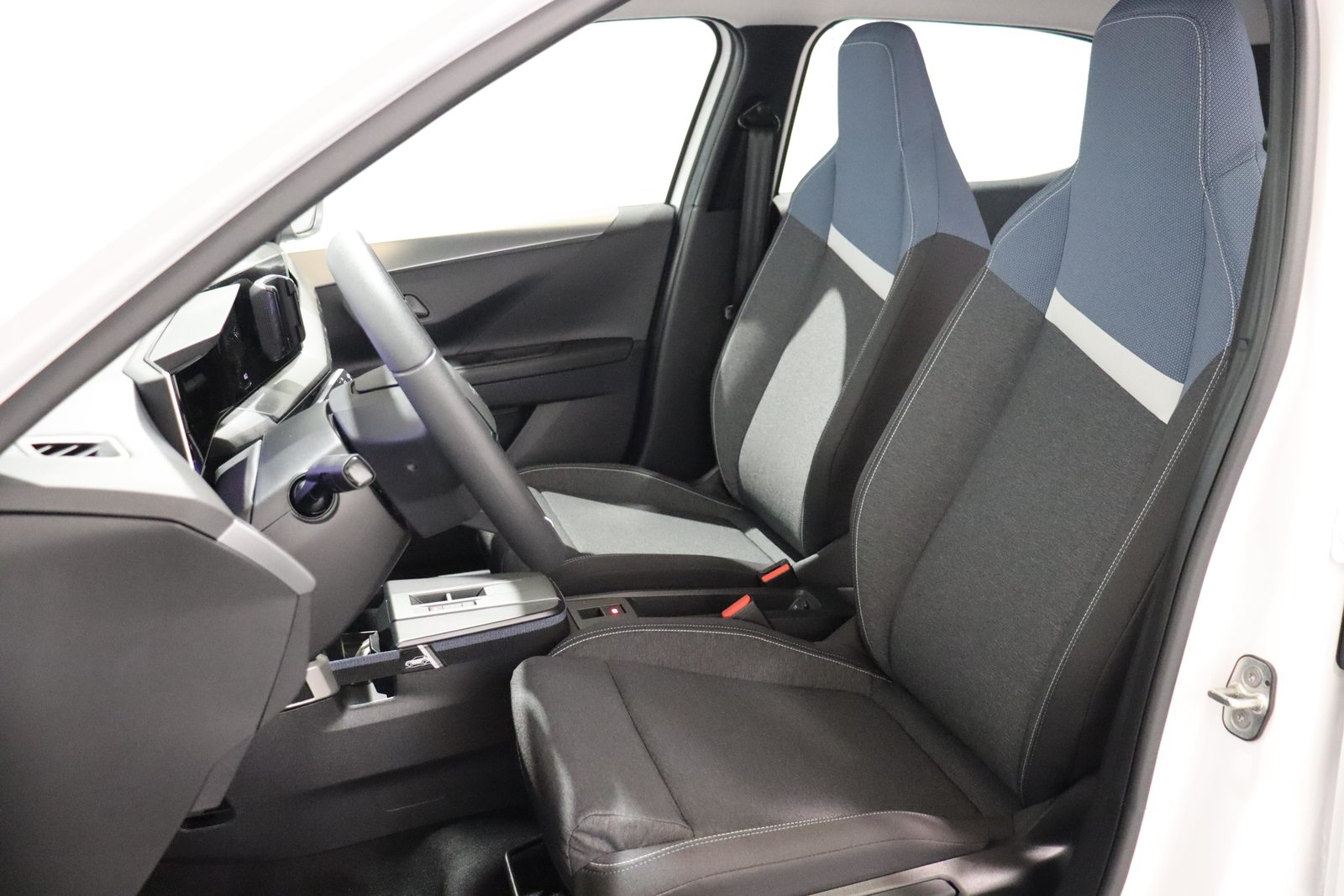 OPEL Frontera 1.2 T HEV Edition, Hybride Léger Essence/Électricité, Voiture nouvelle, Automatique - 4