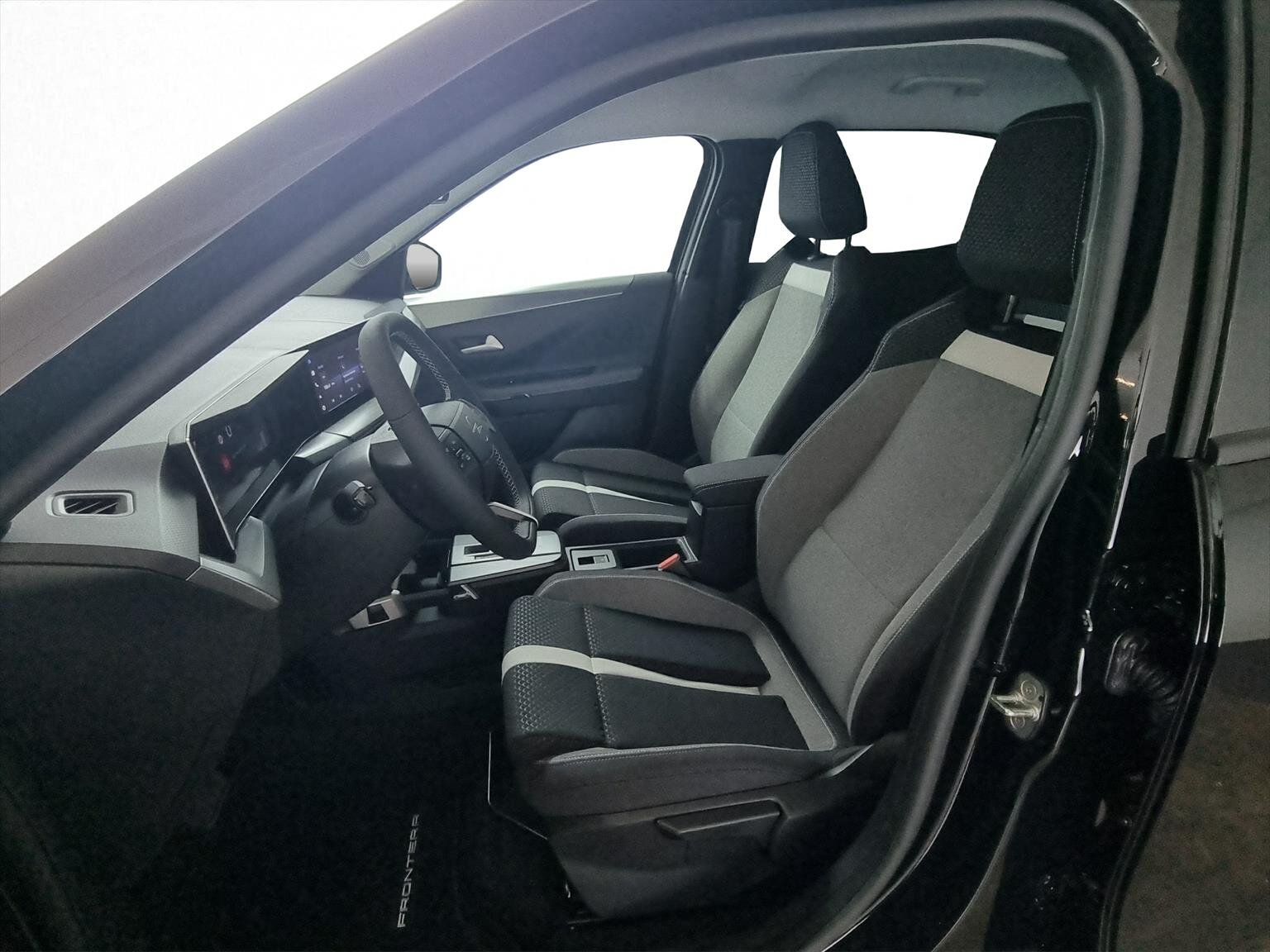 OPEL Frontera 1.2i MHEV GS 7-Plätzer, Mild-Hybrid Petrol/Electric, New car, Automatic - 6