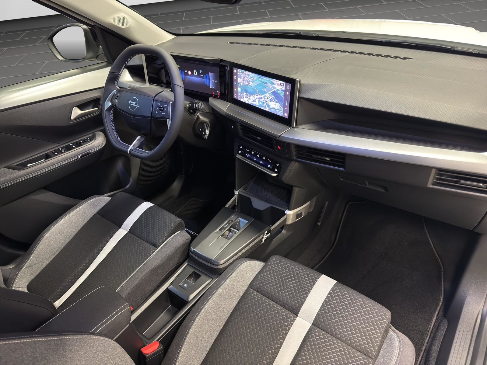 OPEL Frontera 1.2 T HEV 145 GS, Hybride Léger Essence/Électricité, Occasion / Utilisé, Automatique - 5