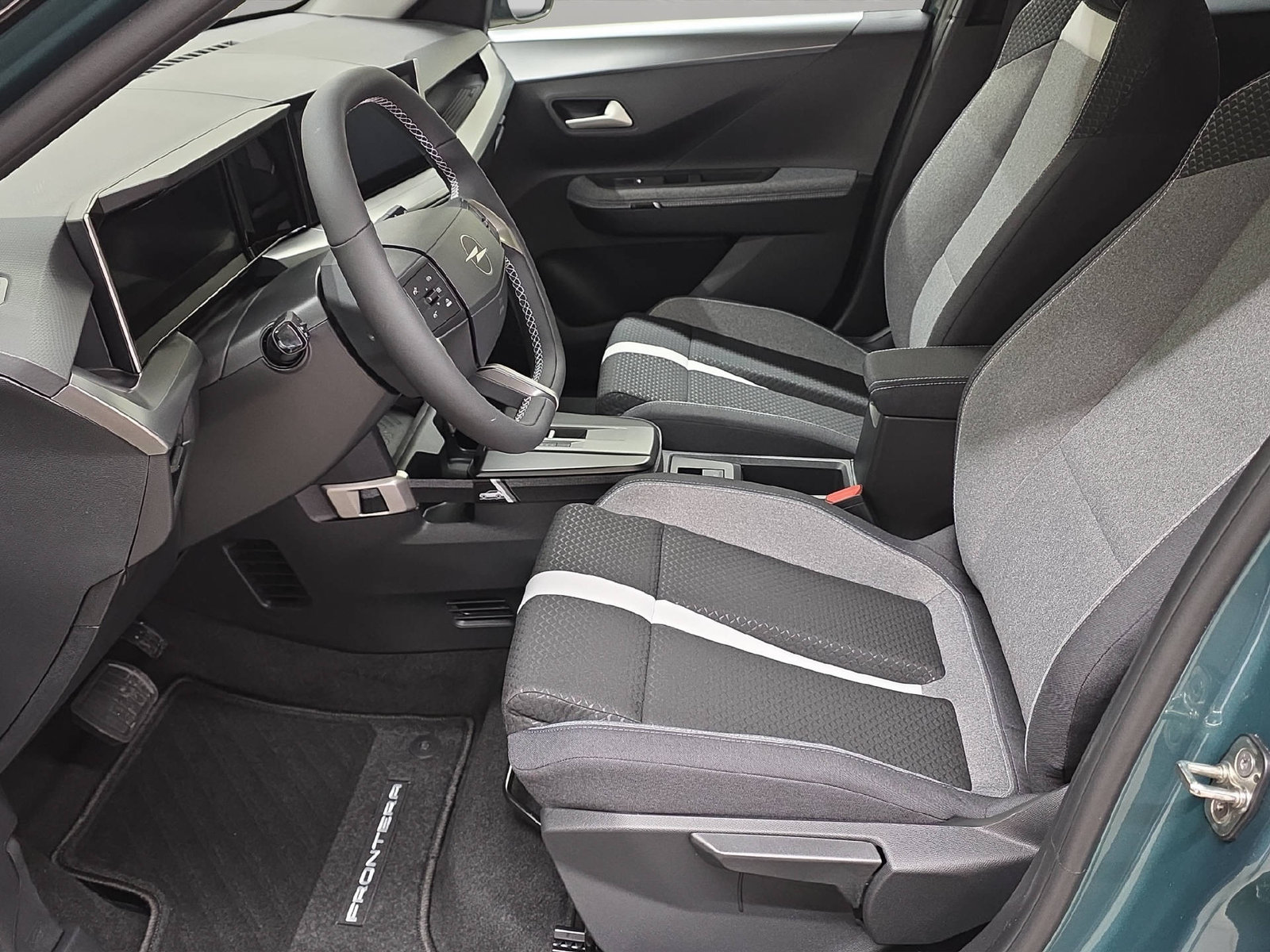 OPEL Frontera 1.2 T HEV 145 GS 7-Plätzer, Hybride Intégral Essence/Électricité, Voiture de démonstration, Automatique - 6