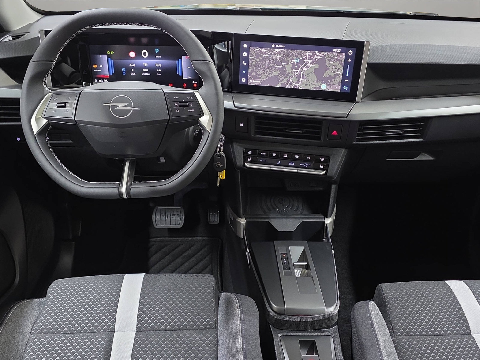 OPEL Frontera 1.2 T HEV 145 GS 7-Plätzer, Hybride Intégral Essence/Électricité, Voiture de démonstration, Automatique - 7