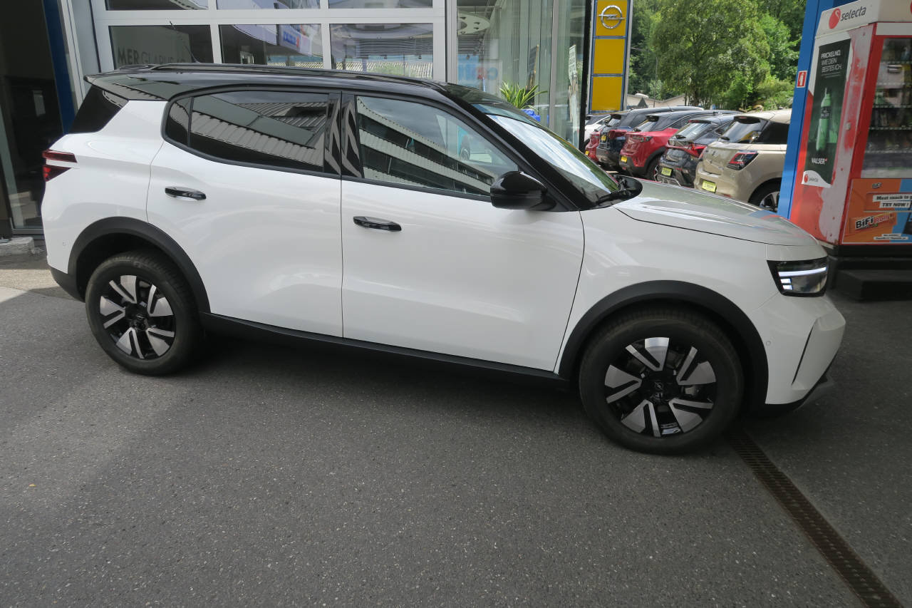 OPEL Frontera 1.2 T HEV 145 GS, Mild-Hybrid Benzin/Elektro, Vorführwagen, Automatik - 2