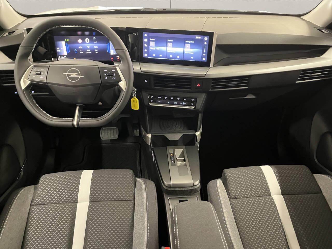 OPEL Frontera 1.2 T HEV 145 GS, Hybride Léger Essence/Électricité, Voiture de démonstration, Automatique - 6