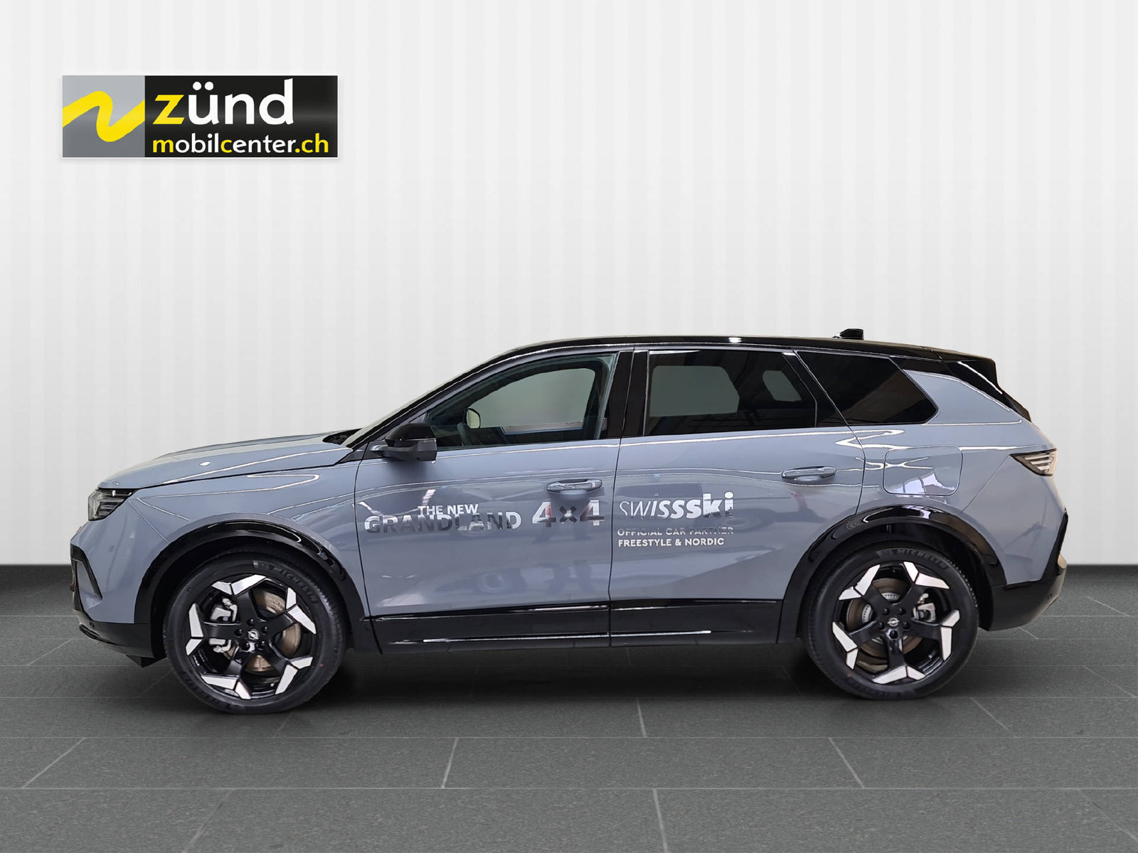 OPEL Grandland-e Ultimate AWD 325PS, Elektro, Neuwagen, Automatik - 2