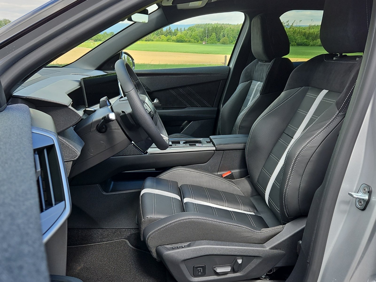 OPEL Grandland-e long range GS, Elettrica, Auto nuove, Automatico - 7
