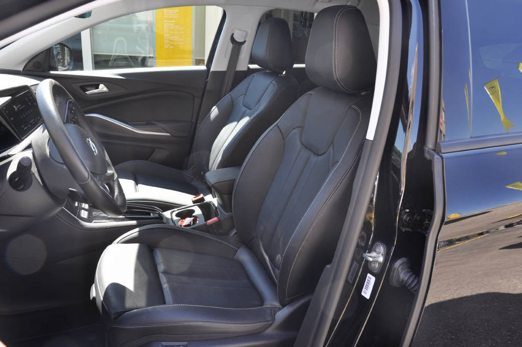 OPEL Grandland 1.6 T PHEV GSE, Plug-in-Hybrid Benzina/Elettrica, Occasioni / Usate, Automatico - 7