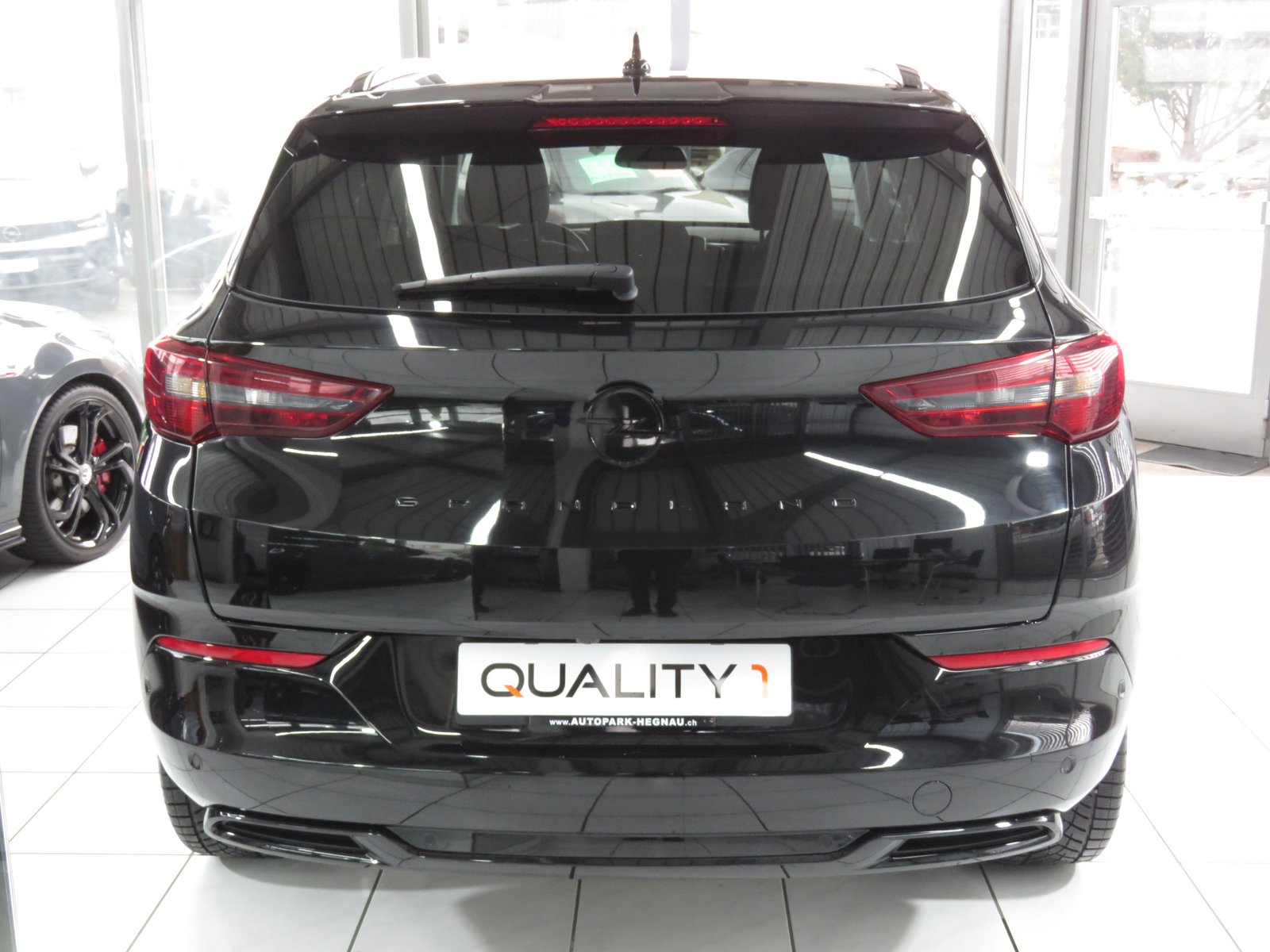 OPEL Grandland 1.2i TP Blitz Automatik, Petrol, Second hand / Used, Automatic - 5