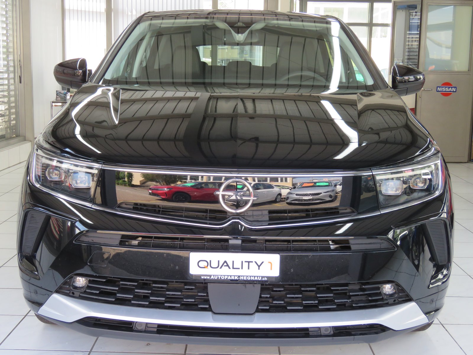 OPEL Grandland 1.2i TP Elegance Automat, Benzin, Occasion / Gebraucht, Automatik - 2