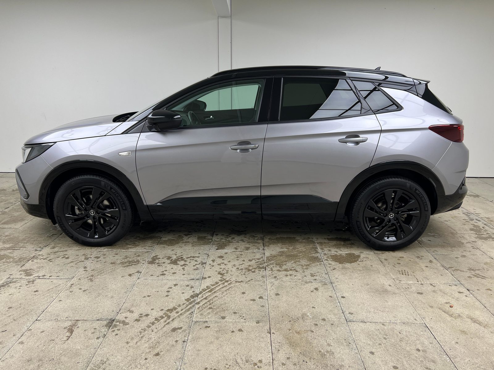 OPEL Grandland 1.2 T GS Blitz / Jetzt mit attraktivem 1.99% Leasi, Benzina, Occasioni / Usate, Automatico - 3