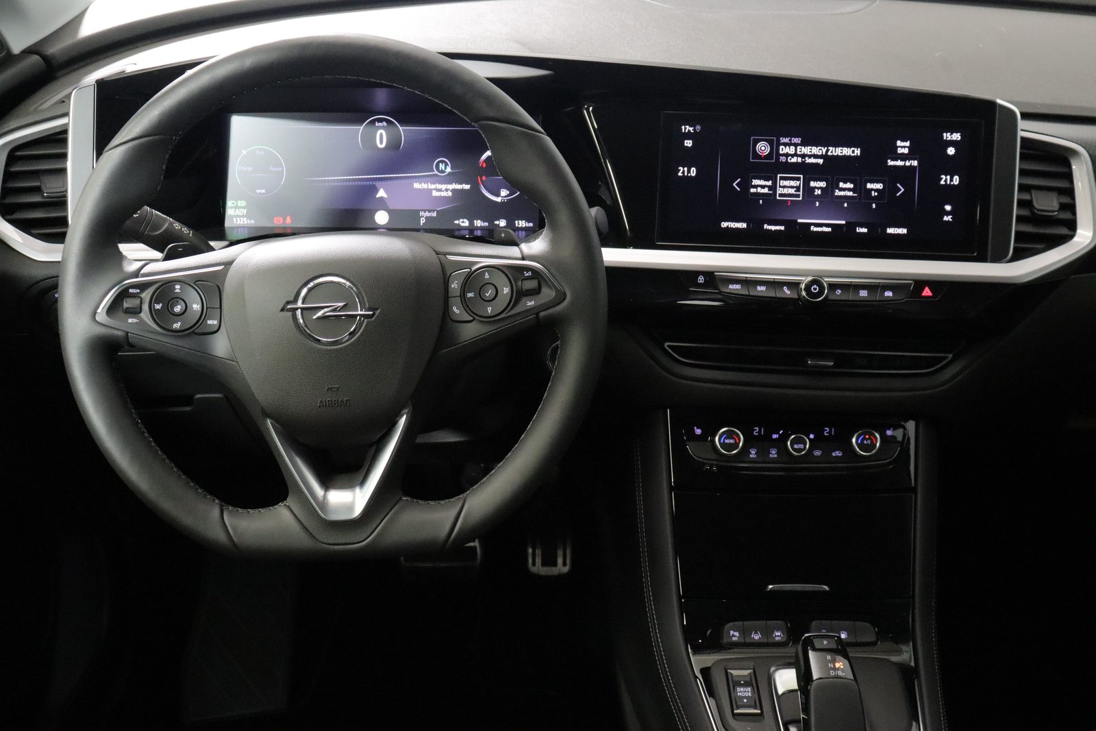 OPEL Grandland 1.6 T PHEV GS Line, Plug-in-Hybrid Petrol/Electric, Second hand / Used, Automatic - 7