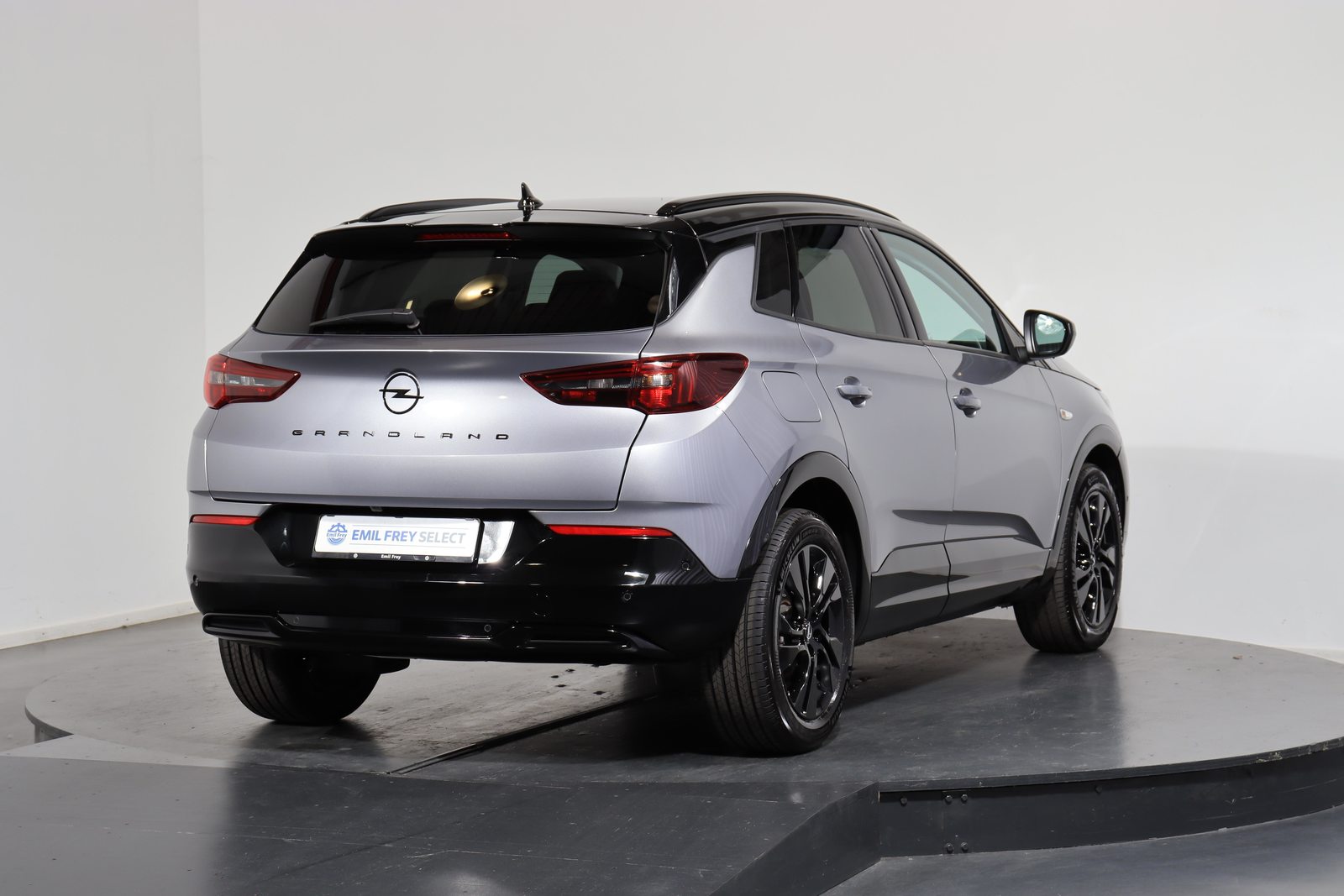 OPEL Grandland 1.2 T GS Blitz, Petrol, Second hand / Used, Automatic - 3