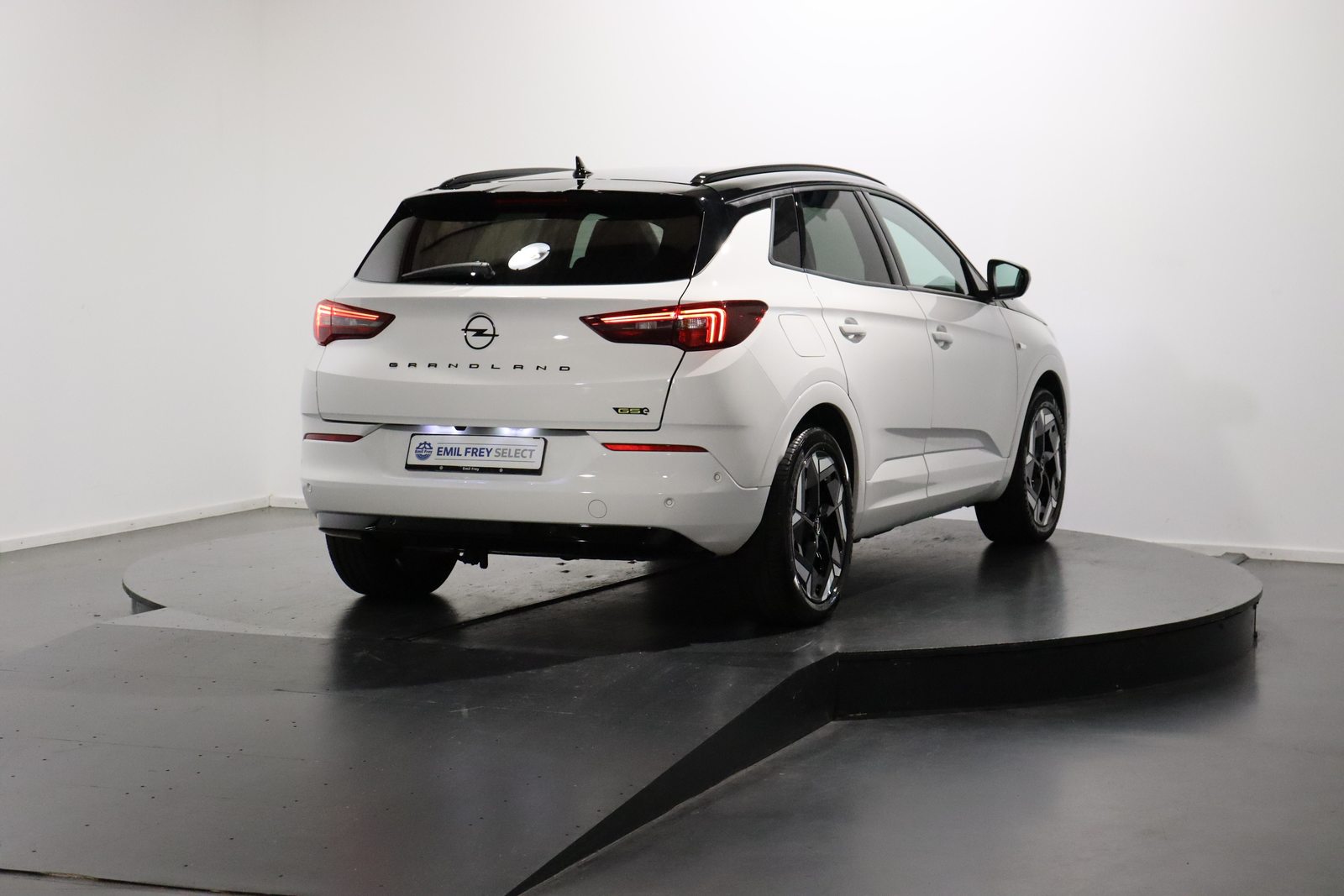 OPEL Grandland 1.6 T PHEV GSE, Plug-in-Hybrid Benzina/Elettrica, Occasioni / Usate, Automatico - 3
