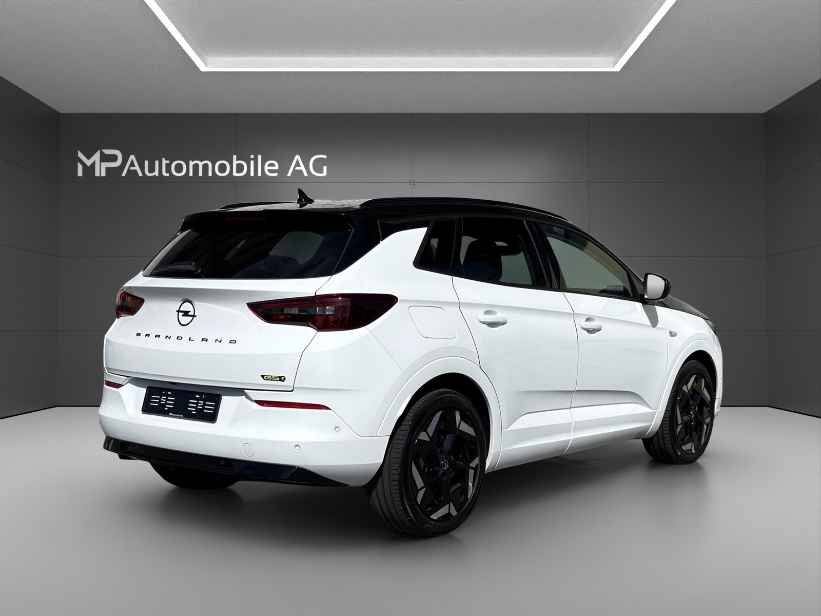 OPEL Grandland 1.6 Hybrid4 GSe Automatik, Plug-in-Hybrid Benzin/Elektro, Occasion / Gebraucht, Automatik - 3