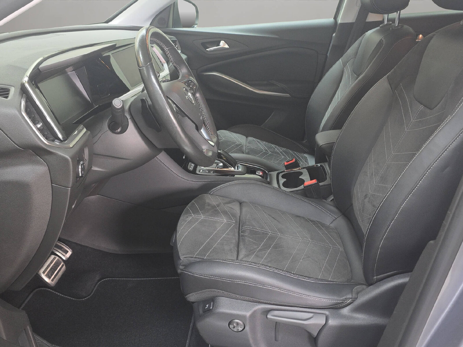 OPEL Grandland 1.6 T PHEV Ultimate, Plug-in-Hybrid Petrol/Electric, Second hand / Used, Automatic - 6