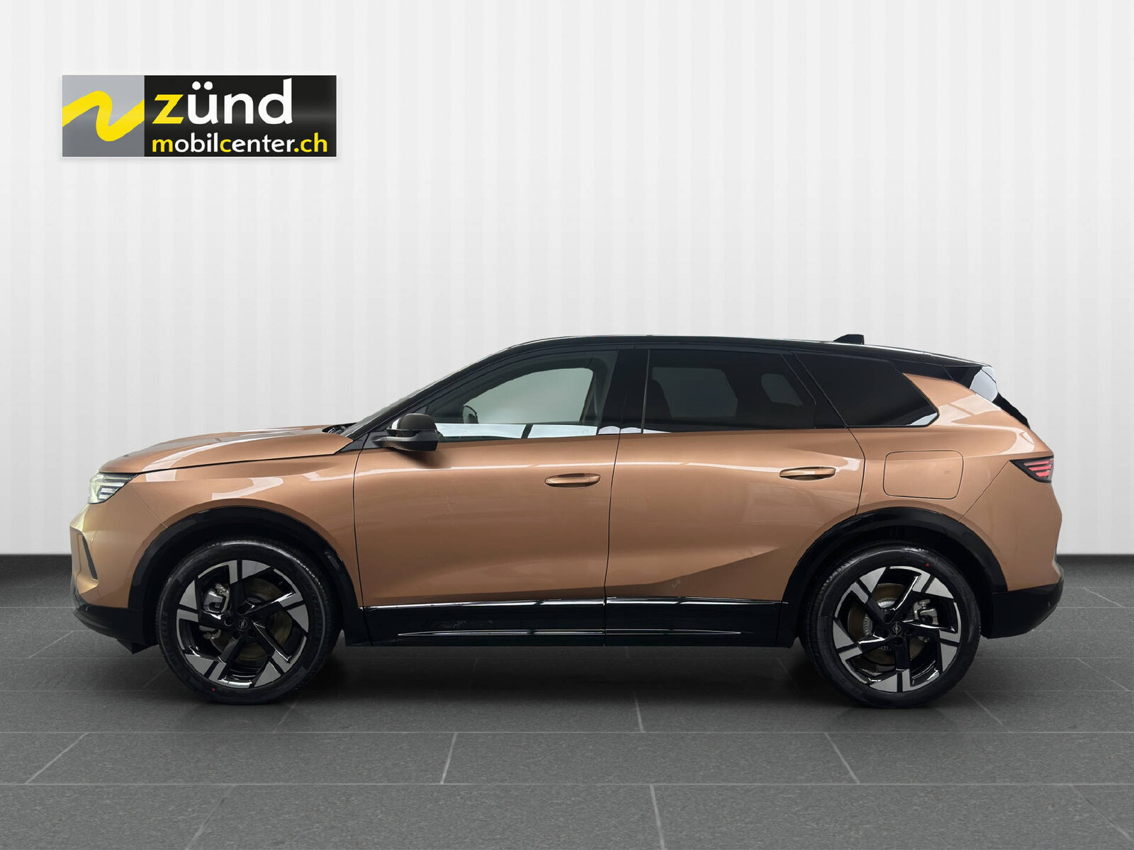 OPEL Grandland GS electric 213PS 73 kWh, Electric, Second hand / Used, Automatic - 2