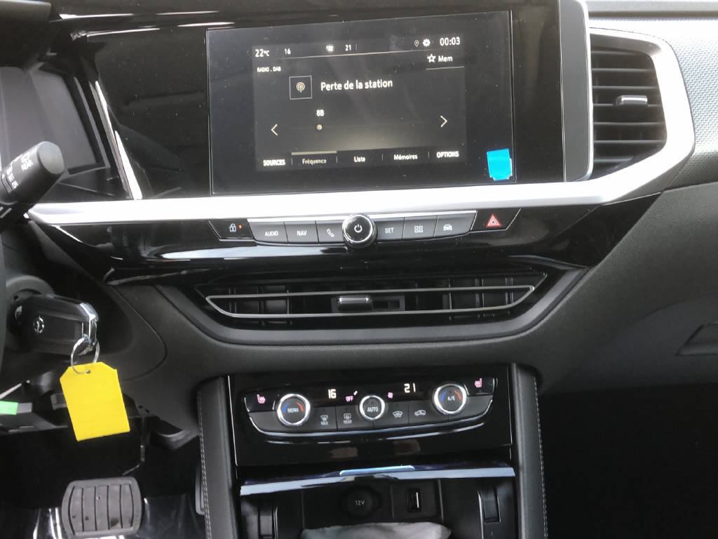 OPEL Grandland 1.2 T Edition, Petrol, Ex-demonstrator, Automatic - 7