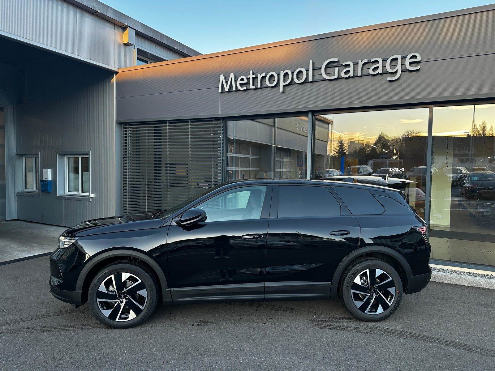 OPEL Grandland 1.2 T MHEV GS, Mild-Hybrid Benzin/Elektro, Vorführwagen, Automatik - 2