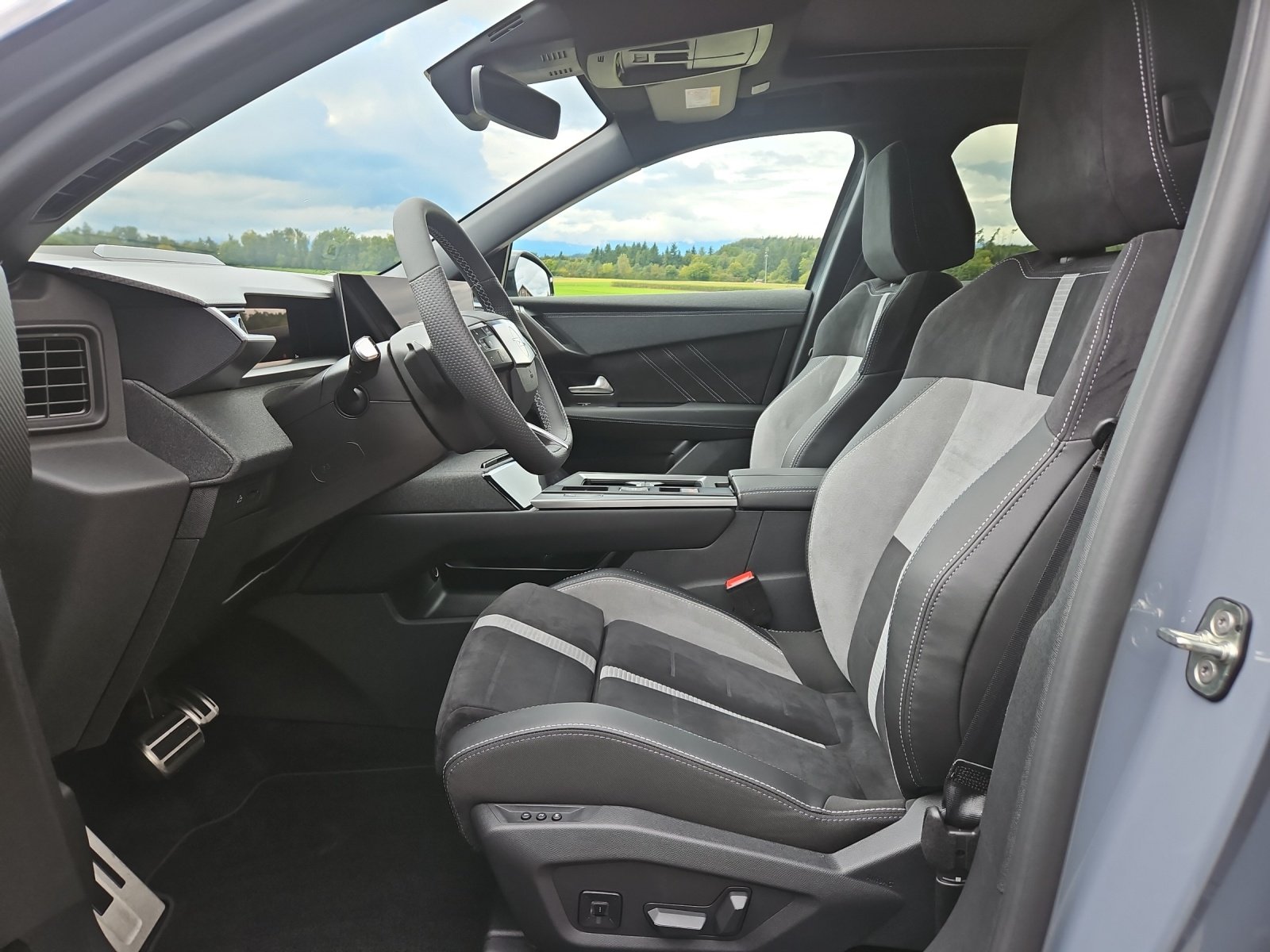 OPEL Grandland-e Ultimate AWD, Electric, Ex-demonstrator, Automatic - 7