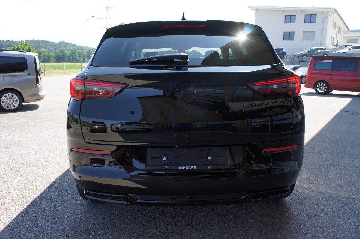 OPEL Grandland 1.2i TP GS Line Automatik, Petrol, Second hand / Used, Automatic - 4