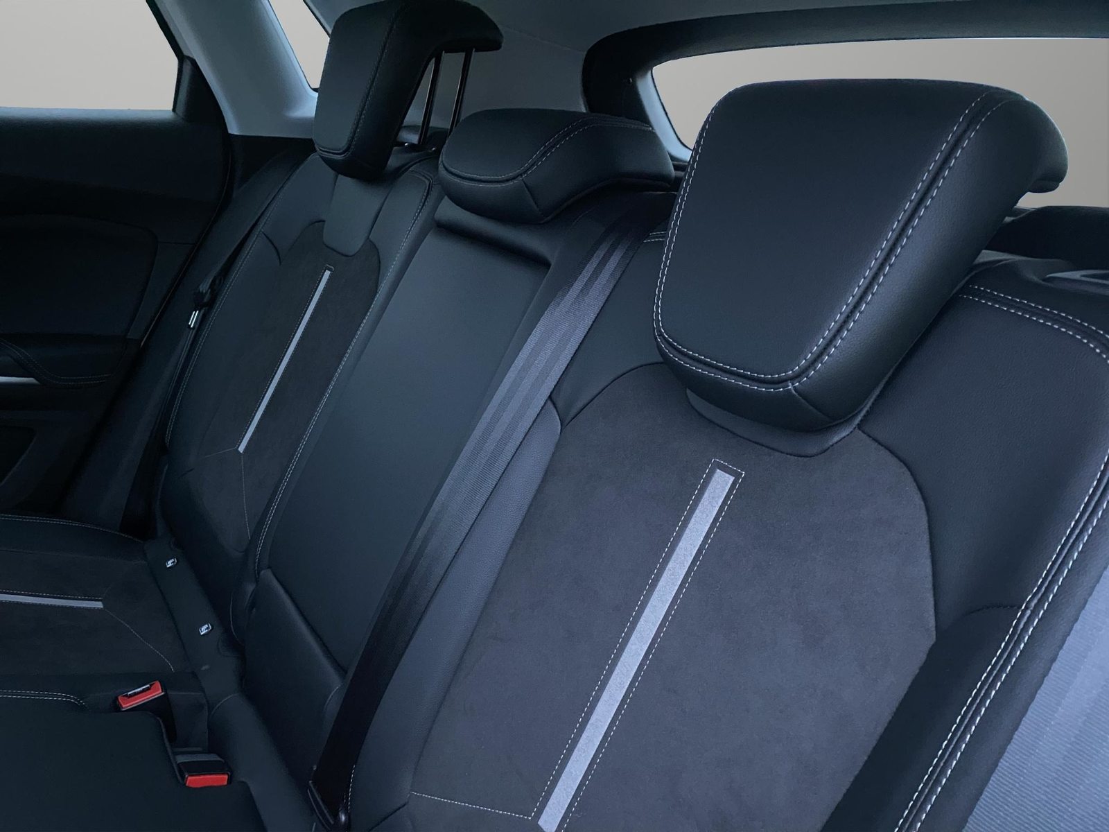 OPEL Grandland 1.6 T PHEV GSE, Plug-in-Hybrid Benzina/Elettrica, Occasioni / Usate, Automatico - 7