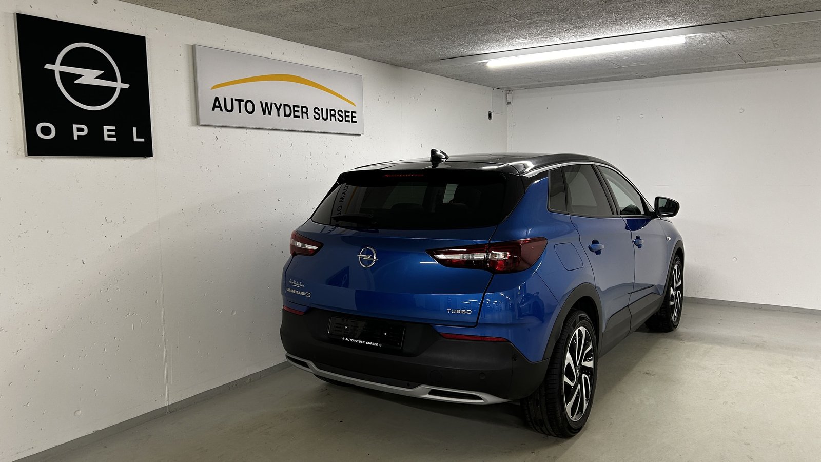 OPEL Grandland X 1.2 T Ultimate, Petrol, Second hand / Used, Automatic - 6