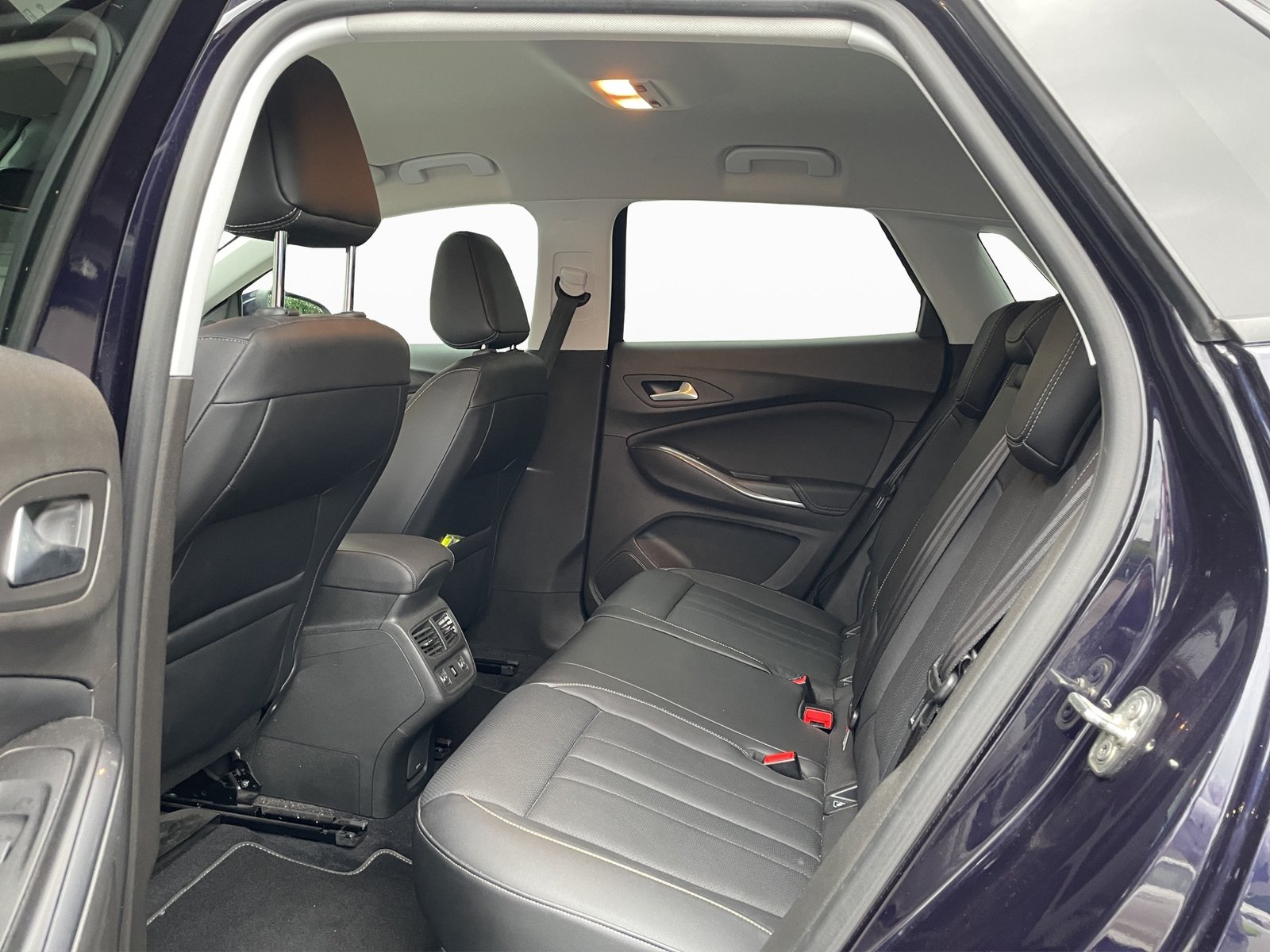OPEL Grandland X 1.6 T Ultimate, Benzin, Occasion / Gebraucht, Automatik - 5