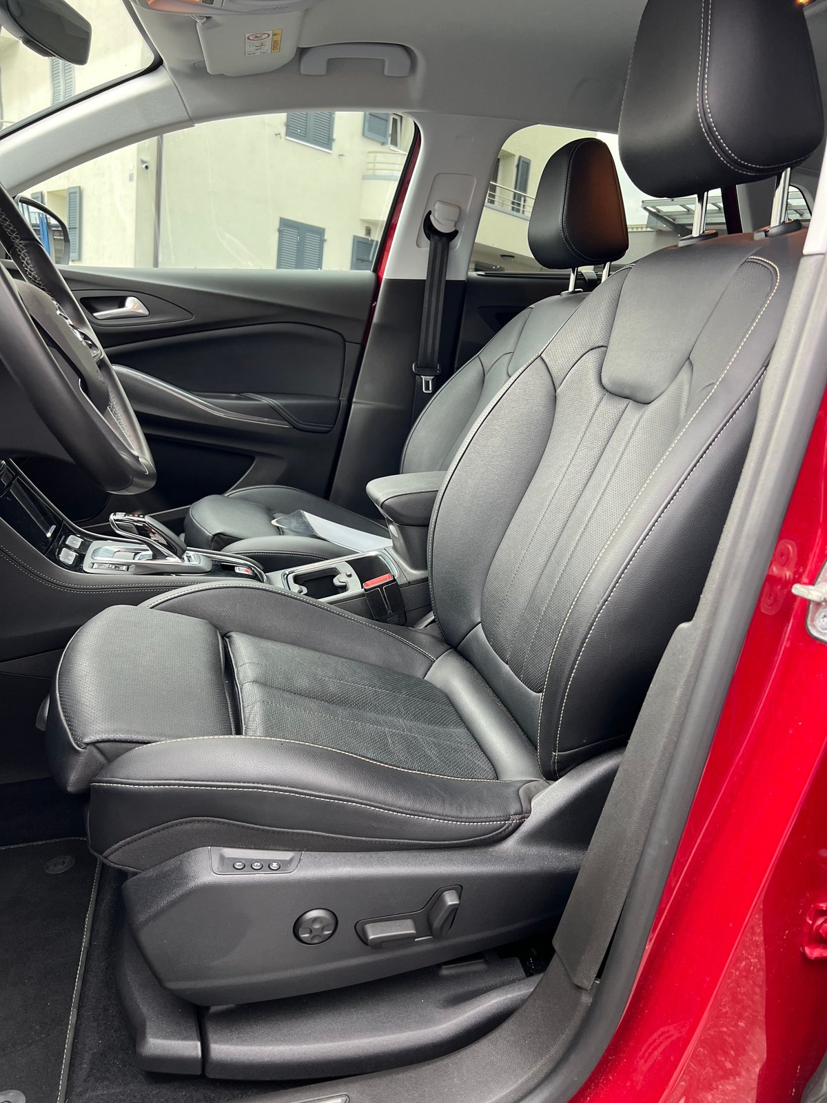 OPEL Grandland X 1.6 Hybrid4 Ultimate Automatik, Plug-in-Hybrid Benzina/Elettrica, Occasioni / Usate, Automatico - 7
