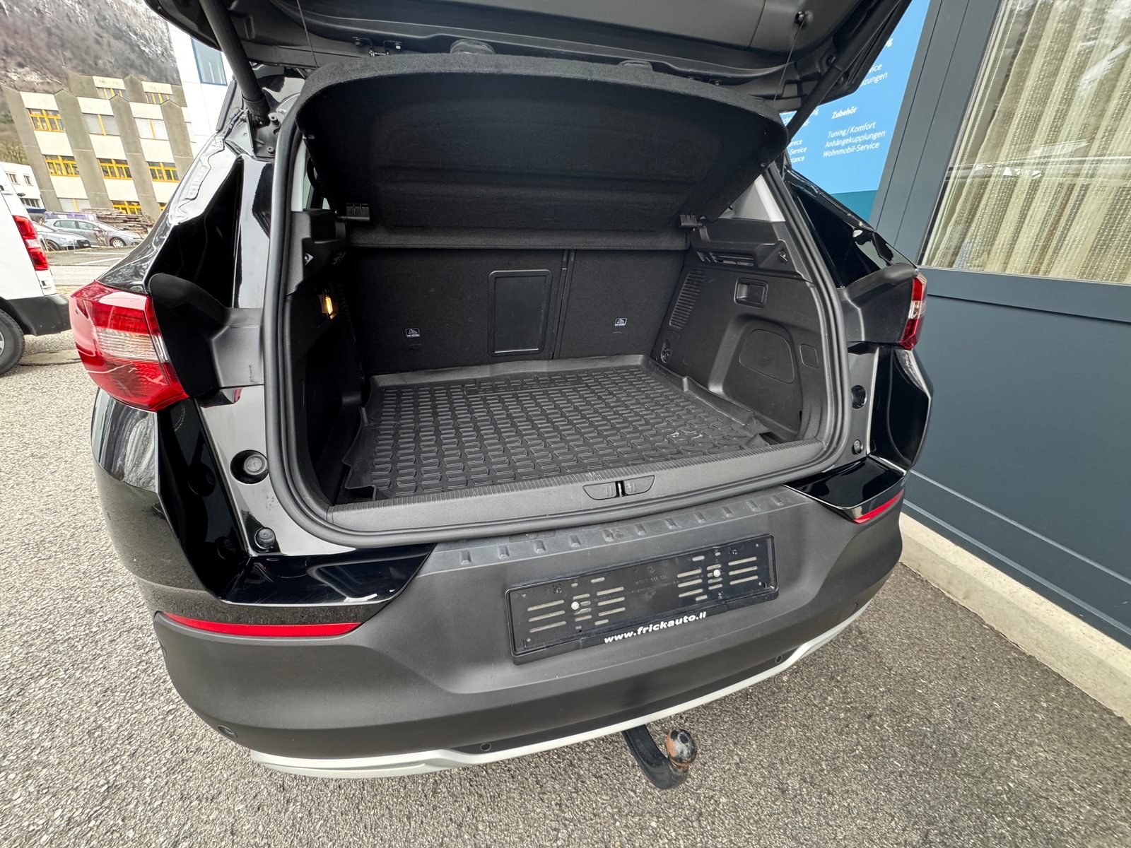OPEL Grandland X 1.6 T PHEV Ultimate, Plug-in-Hybrid Petrol/Electric, Second hand / Used, Automatic - 5