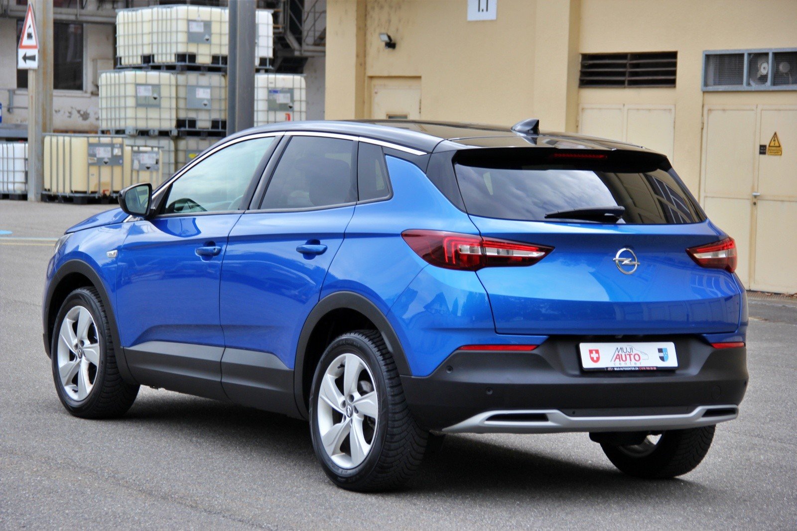 OPEL Grandland X 1.2i TP Ultimate Automatik, Essence, Occasion / Utilisé, Automatique - 3