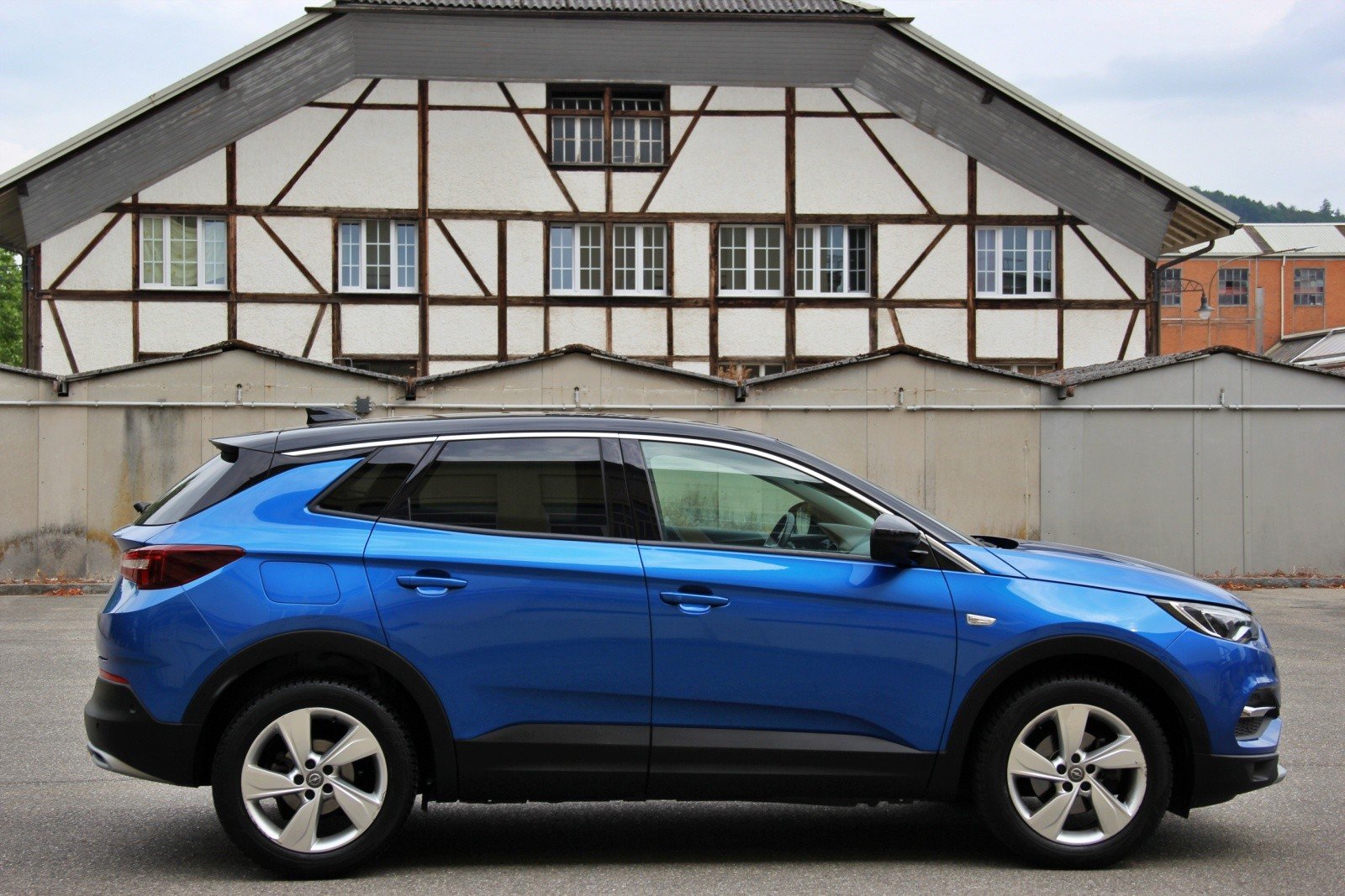 OPEL Grandland X 1.2i TP Ultimate Automatik, Essence, Occasion / Utilisé, Automatique - 6