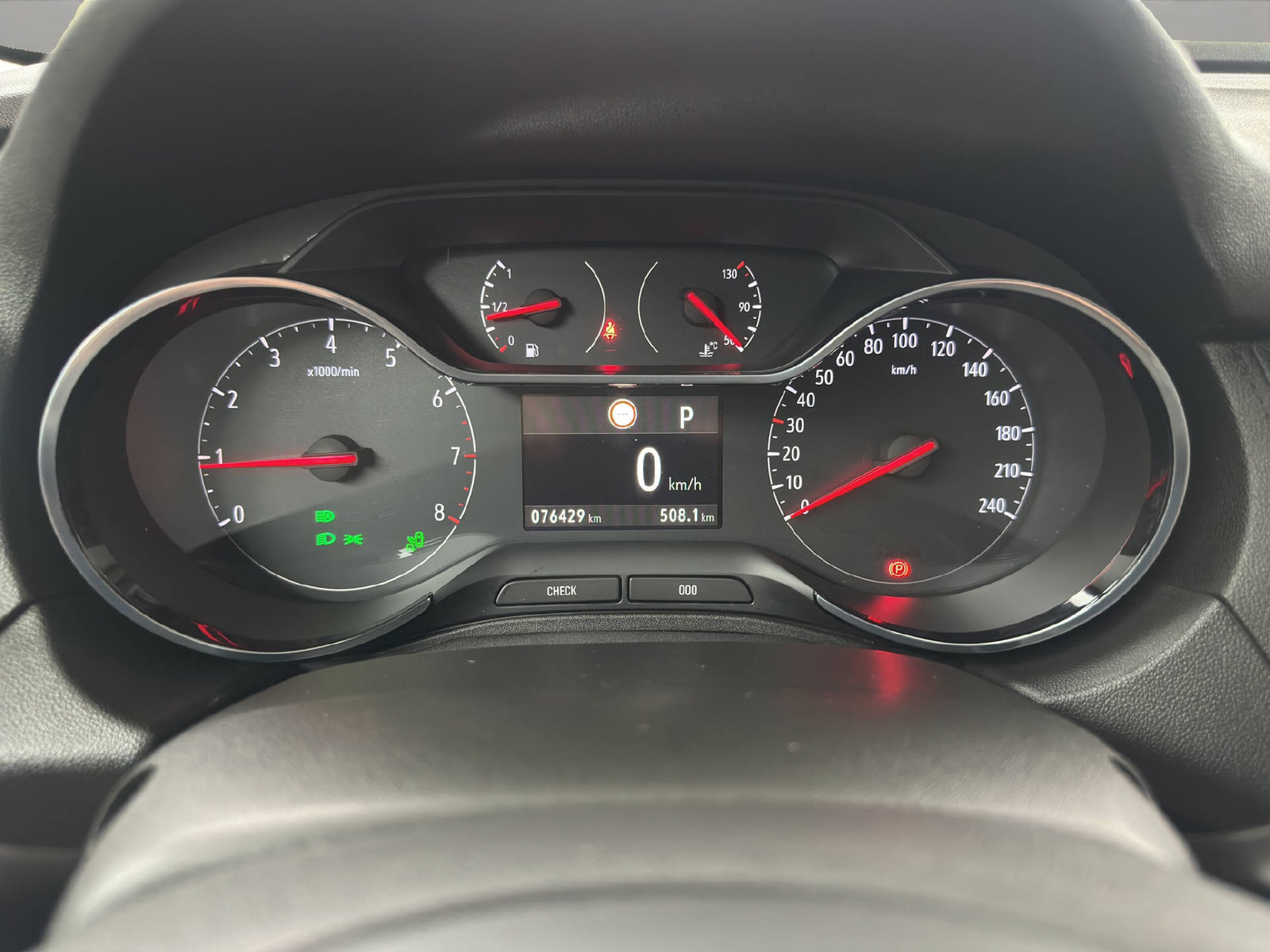OPEL Grandland X 1.2 T Excellence, Benzin, Occasion / Gebraucht, Handschaltung - 7