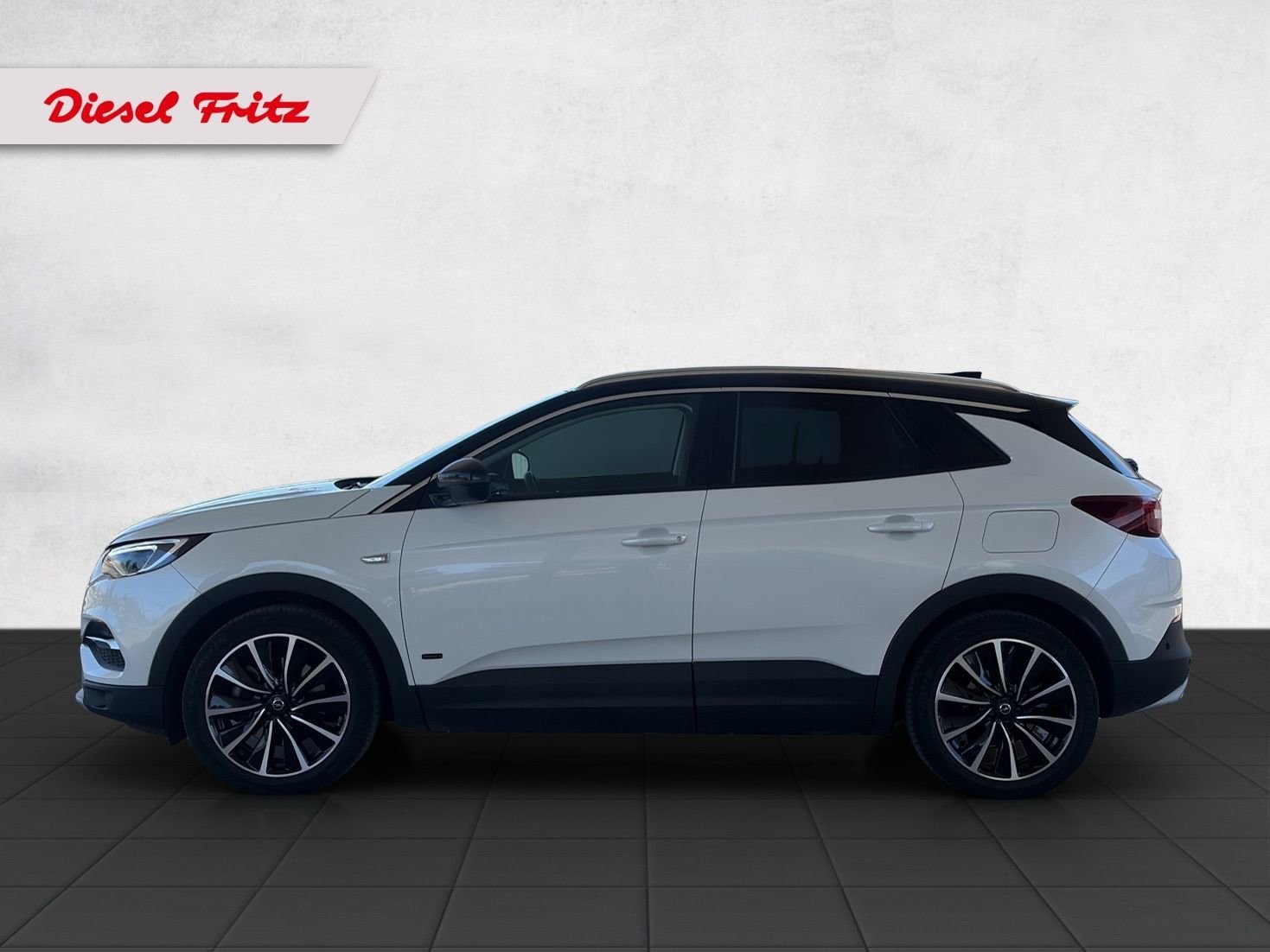 OPEL Grandland X 1.6 Hybrid4 Ultimate Automatik, Hybride Integrale Benzina/Elettrica, Occasioni / Usate, Automatico - 2