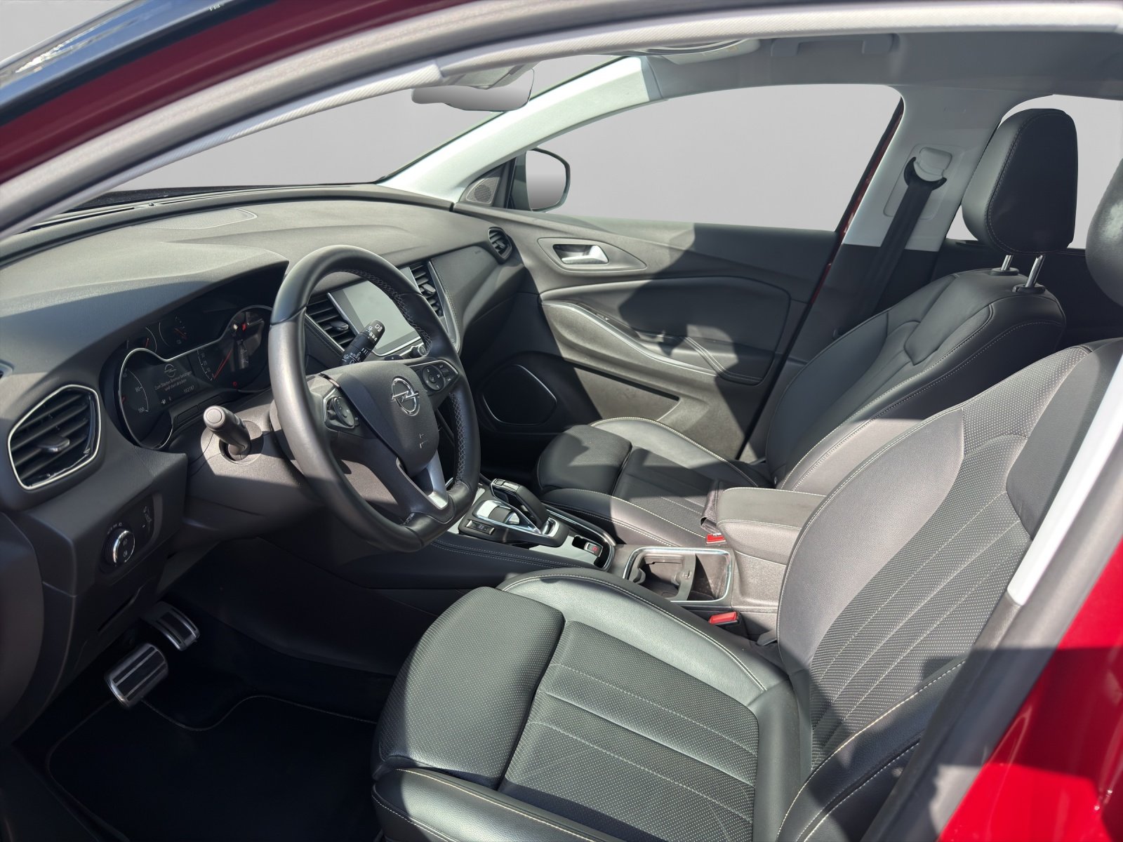 OPEL Grandland X 1.6 T PHEV Ultimate, Plug-in-Hybrid Benzin/Elektro, Occasion / Gebraucht, Automatik - 5