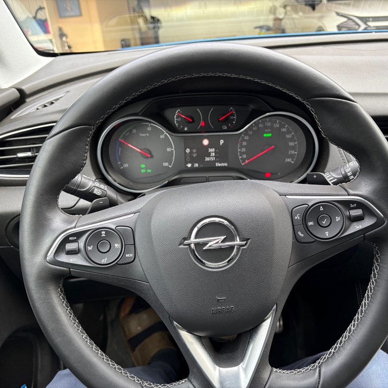 OPEL Grandland X 1.6 T PHEV Ultimate, Mild-Hybrid Petrol/Electric, Second hand / Used, Automatic - 2