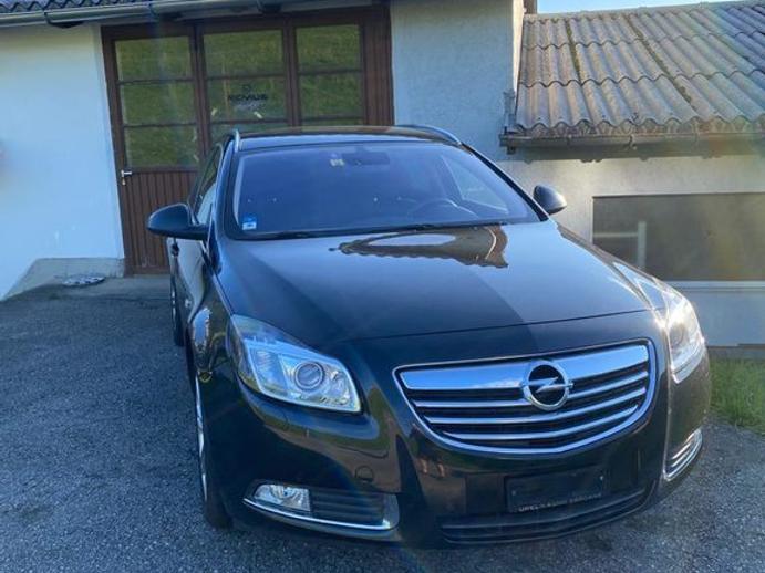 OPEL Insignia Sports Tourer 2.0 CDTi 160 4x4 Edition, Diesel, Second hand / Used, Manual