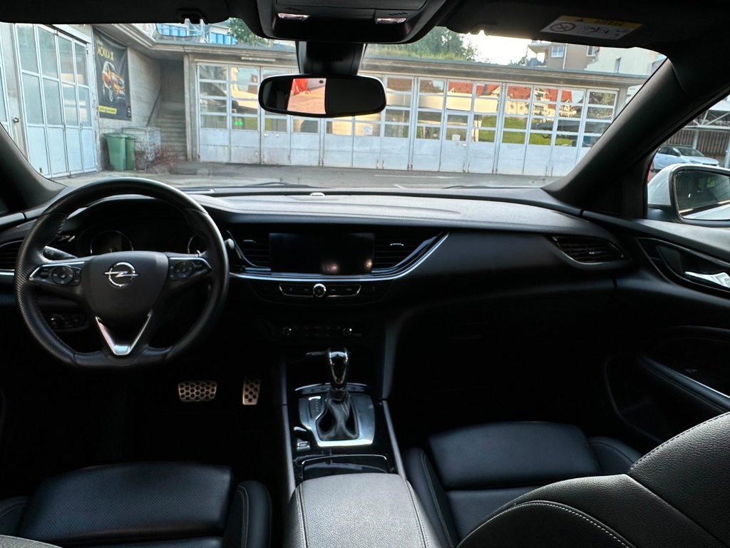 OPEL INSIGNIA Sports Tourer 1.6 T Excellence, Benzin, Occasion / Gebraucht, Automatik - 6