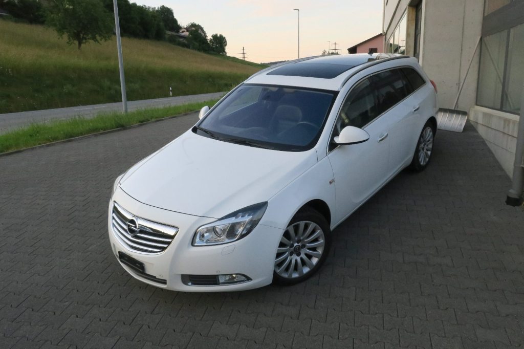 OPEL INSIGNIA 2.8 V6 T 4x4 Sport, Benzina, Occasioni / Usate, Automatico - 2